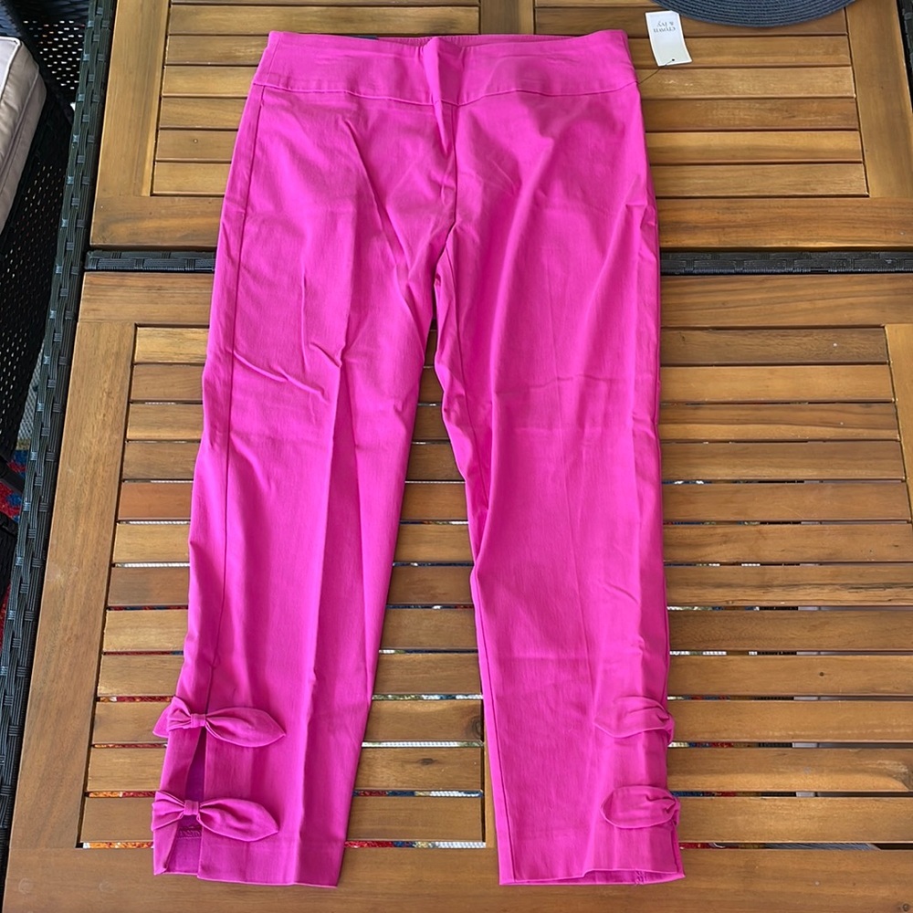 Crown & Ivy size 6 pink dress pants